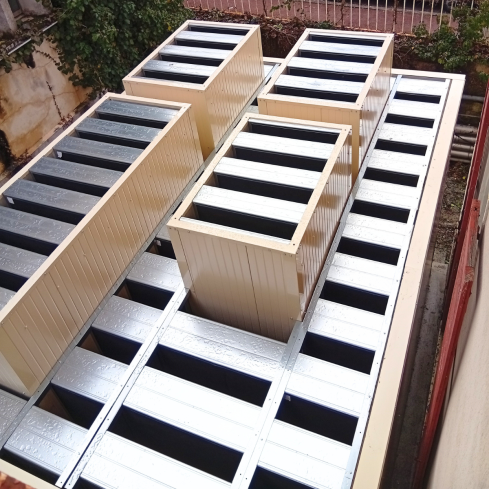 Baffles parallèles capotage acoustique